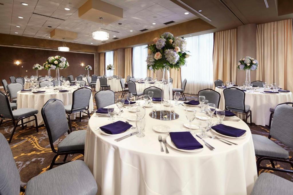 DoubleTree by Hilton Orlando Downtown Image