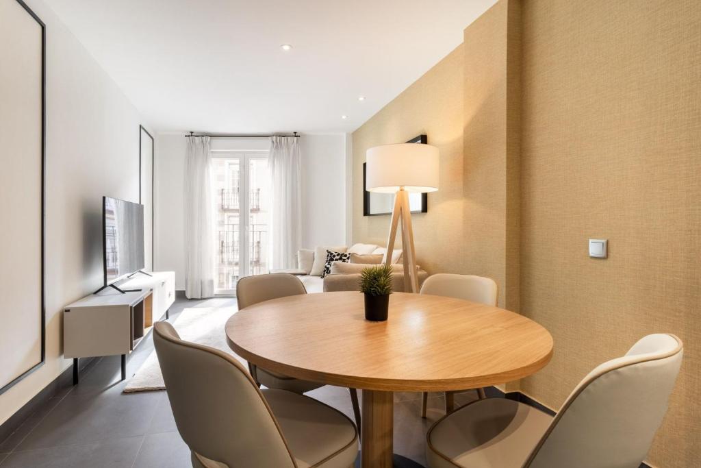 Amazing new duplex for 4 8
