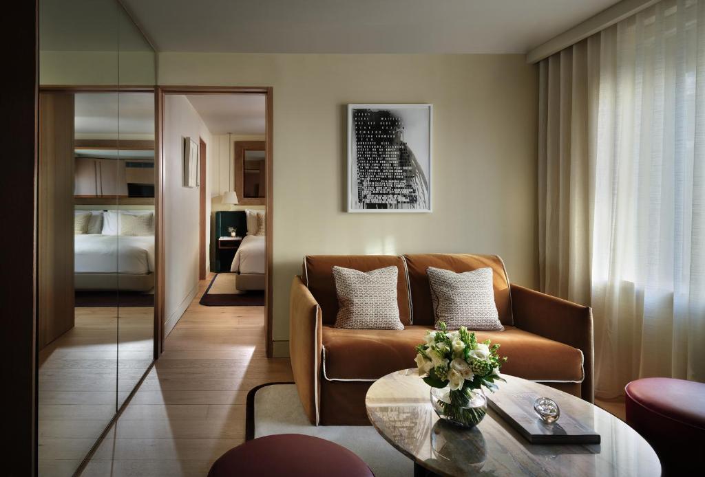 The Hari London Image