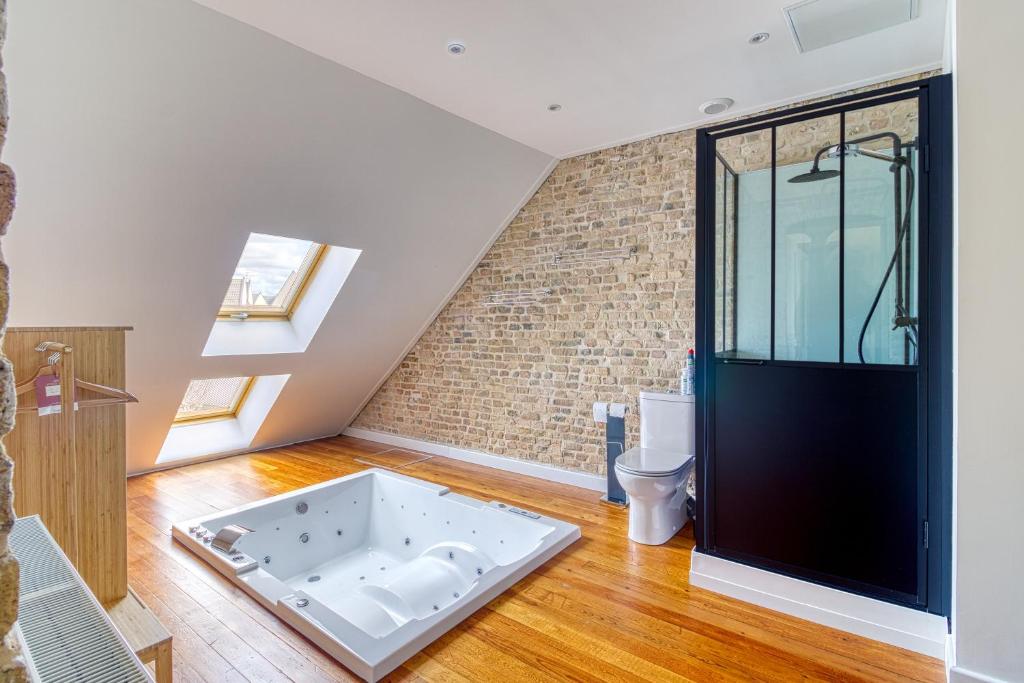 La Villa Authentique - Jacuzzi, babyfoot 7