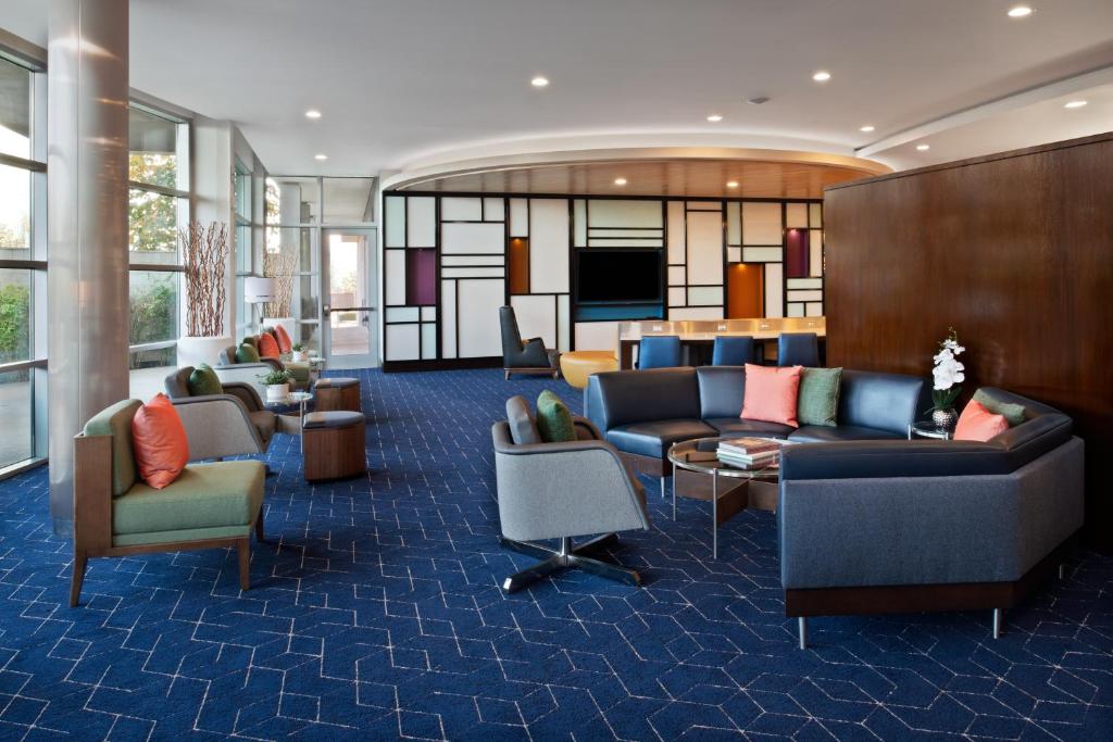 Courtyard by Marriott San Jose North/ Silicon Valley Image
