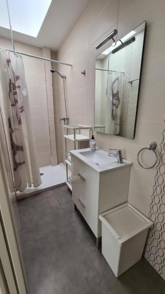 Apartment La Cruz 8 SilHouse 8