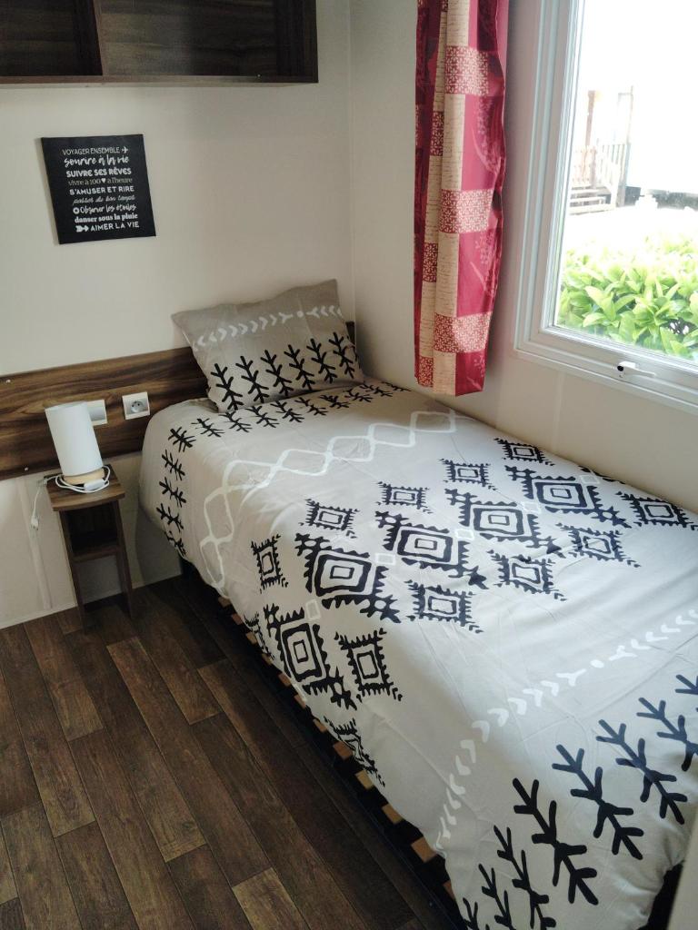 Photo de la galerie de l'établissement mobil home 6 personnes Valras plage, à Valras-Plage