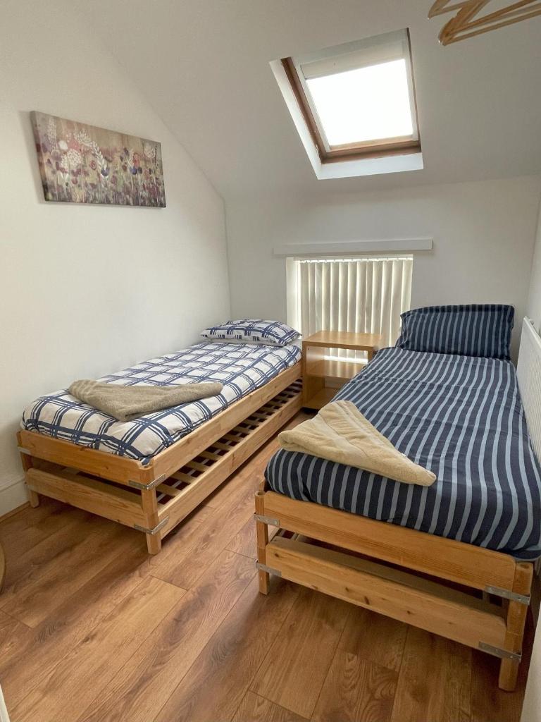1 Fitzhamon Embankment APARTMENTS opposite Principality Stadium - LONG STAY OFFER 7