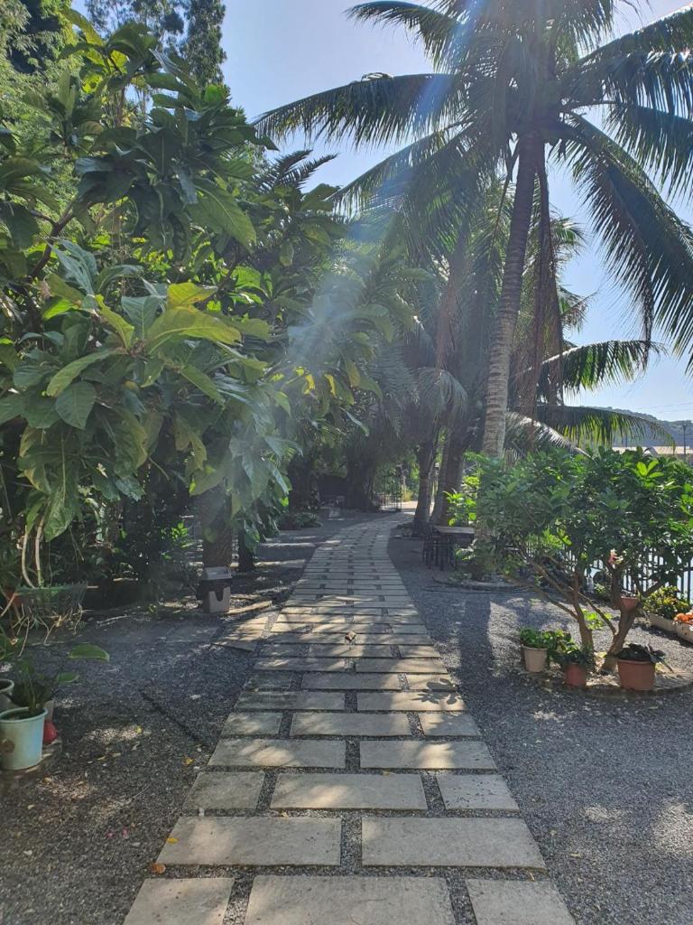 2Stones Cát Bà Homestay