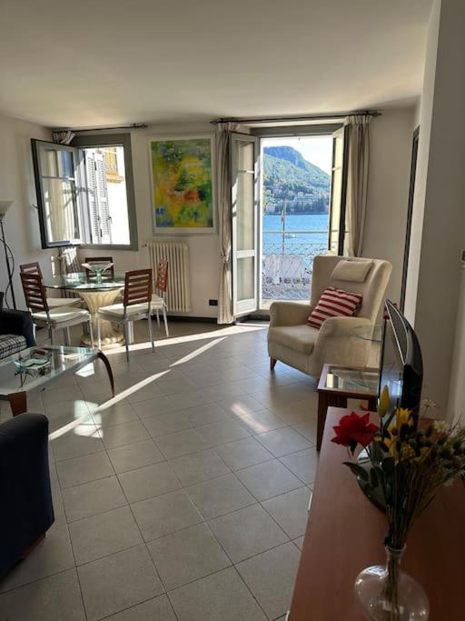 Appartamento vista Lago