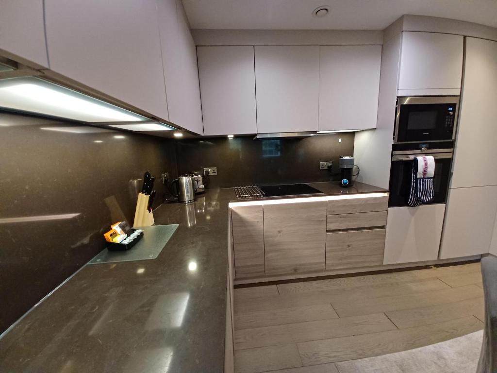 Buckingham Palace Residences by Aeria Apartments 2