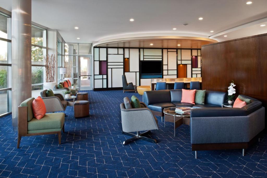 Courtyard by Marriott San Jose North/ Silicon Valley Image
