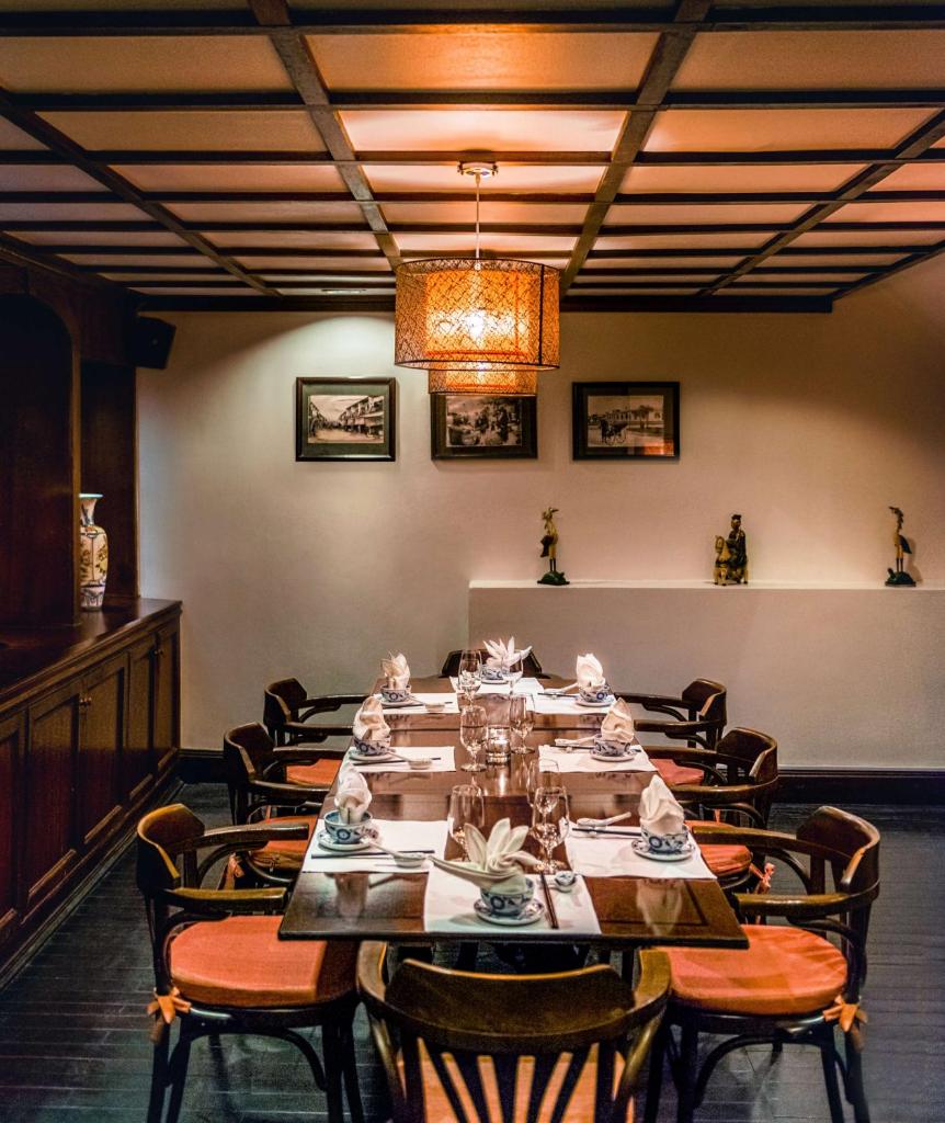 Khách sạn AVANI Hải Phòng Harbour View 