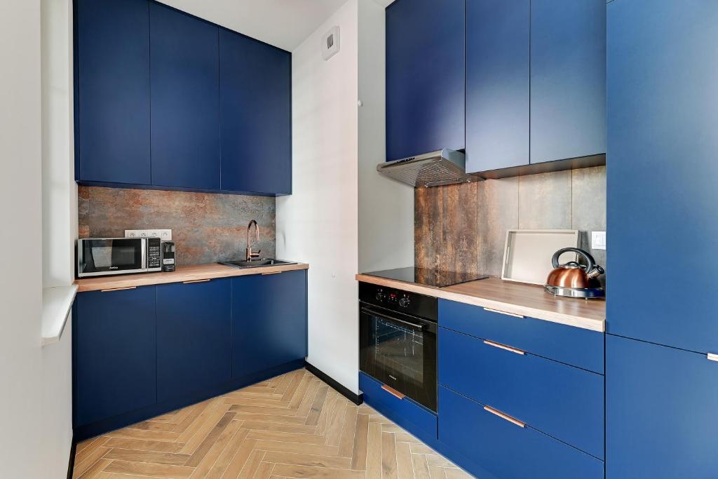 DOKI Living by Blue Mandarin Parking & Foodhall 5