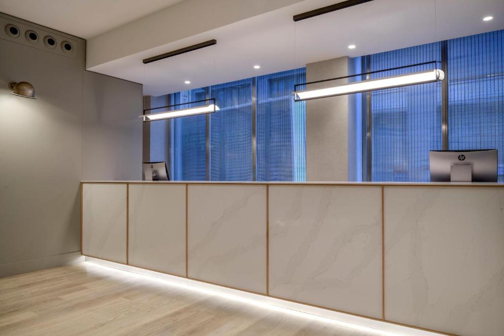 AC Hotel Carlton Madrid by Marriott Image