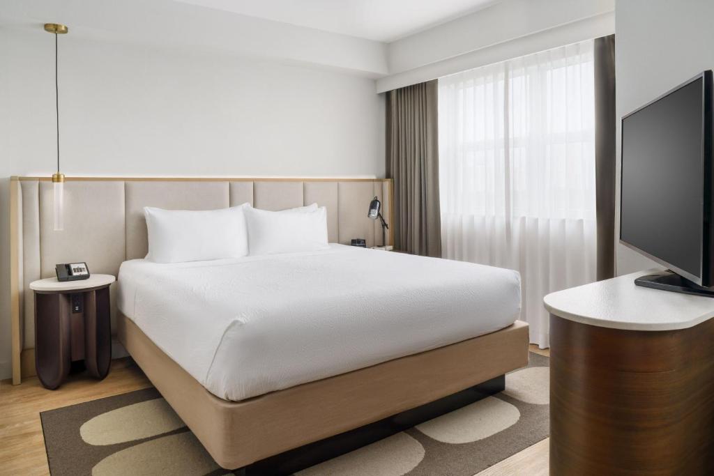 Residence Inn by Marriott Miami Aventura Mall Image