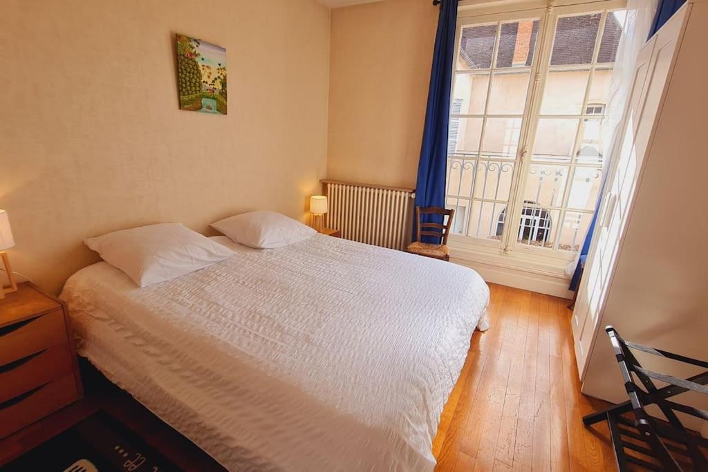 Bouchardine - Centre - Parking gratuit - Hospices 7