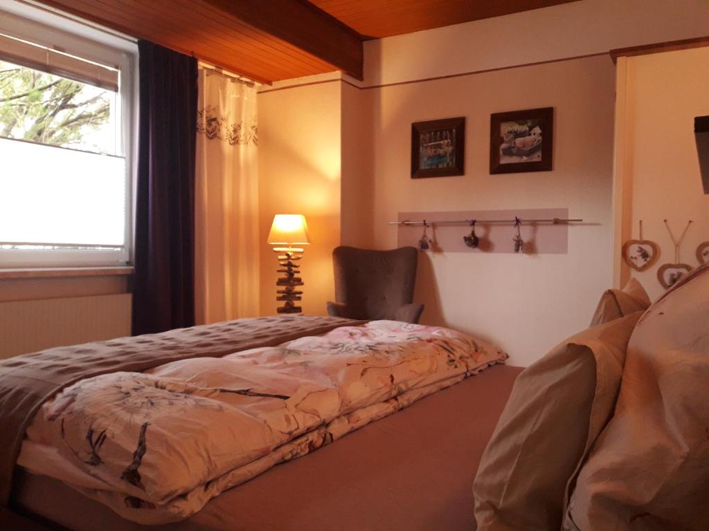 Traumapartment Pöstlingberg, reservierter Parkplatz, 4 Schlafzimmer 1