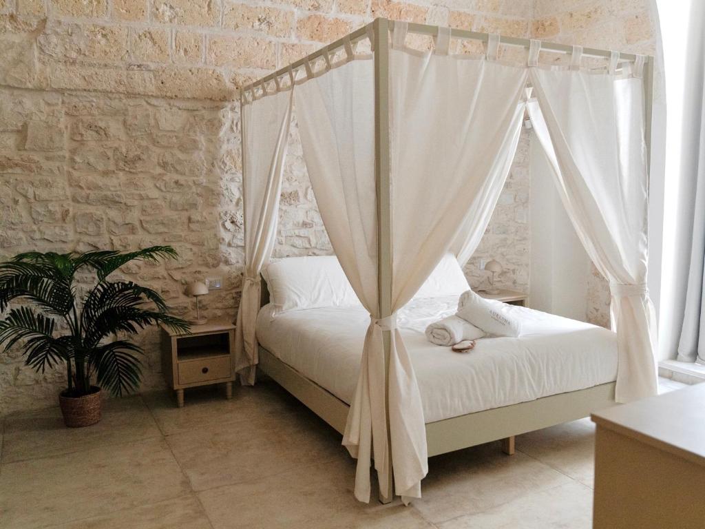Aurluna Luxury Suites 2