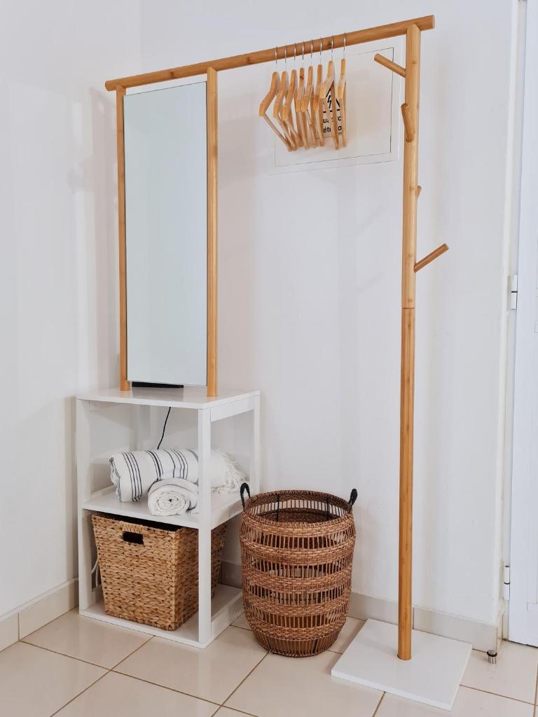 MINHA CASA SUA CASA - Cozy Little House, AC & WiFi 3