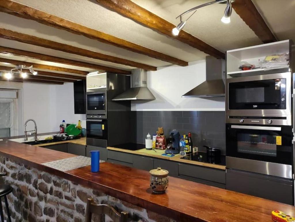 Grande maison conviviale à Flamanville avec jardin clos 4