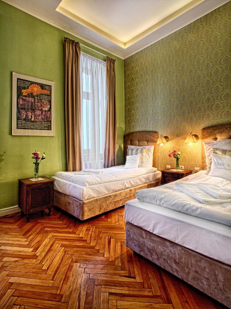 Stare Kino Cinema Residence 8
