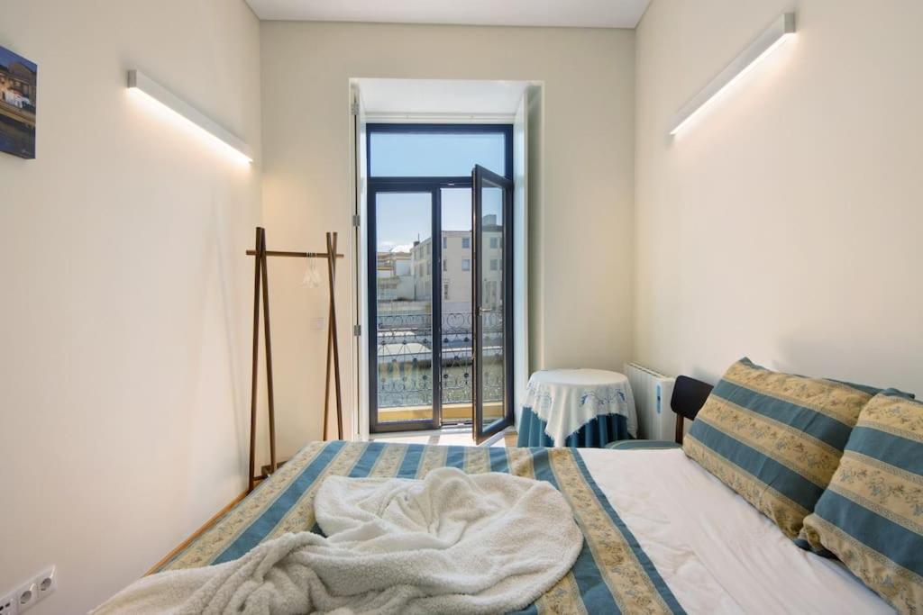 Apartamento no Canal no Centro de Aveiro Localização Premium & Zona Animada 2