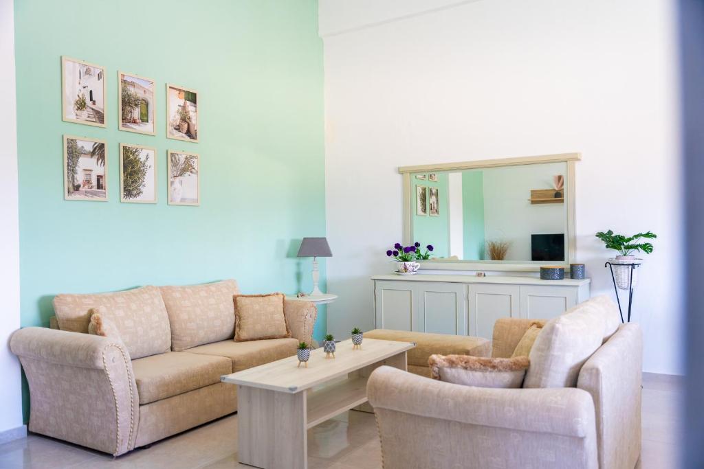 Violetta - Nature's Palace with private pool & view 6