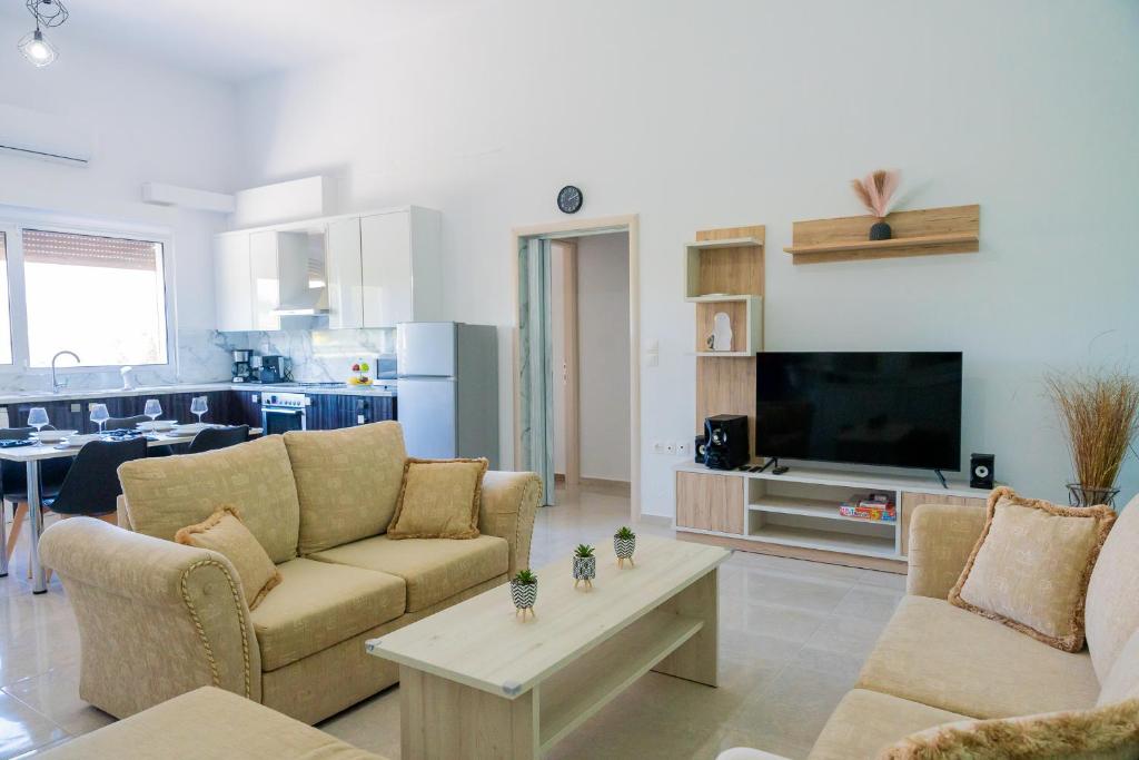 Violetta - Nature's Palace with private pool & view 4