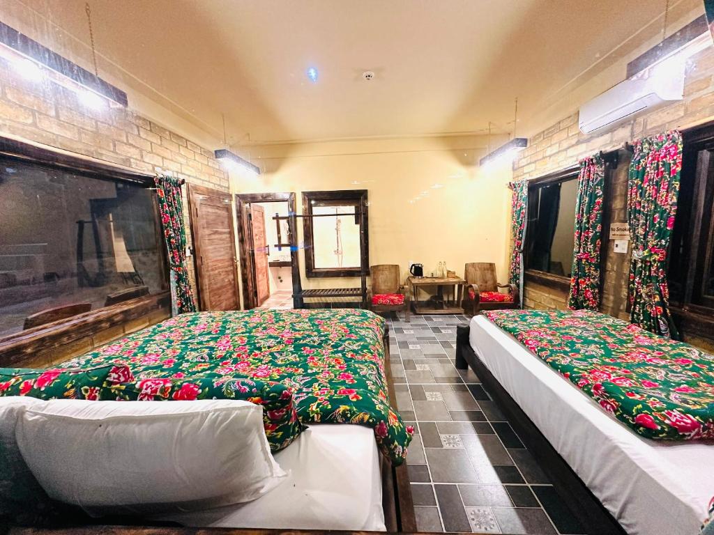 Ban Bang Ecolodge Tours & Motorbike Rental