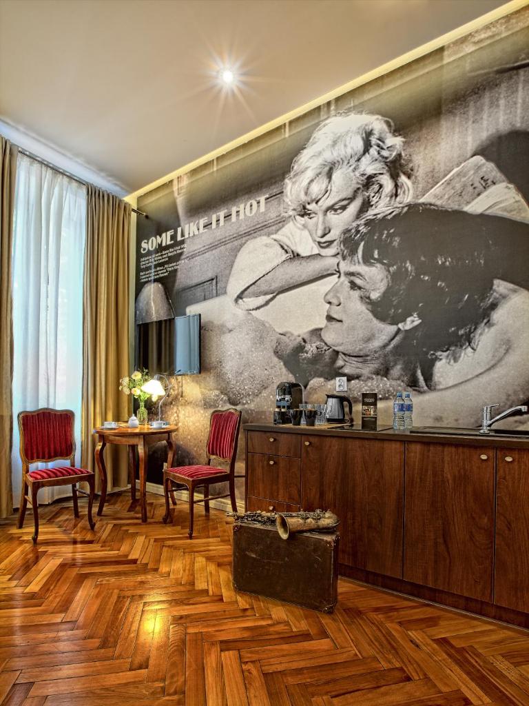 Stare Kino Cinema Residence 6