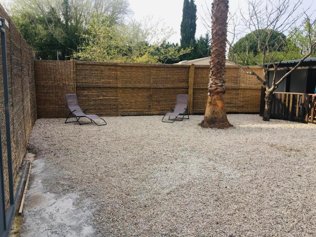 Mobil-home avec grand jardin 1