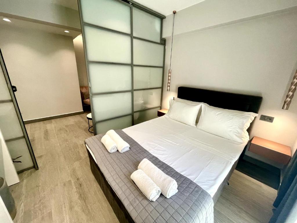 Aelia Urban Suite 8