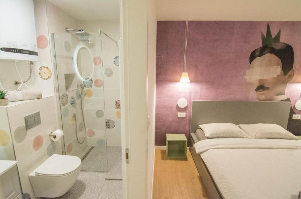 Rooms without kitchen and Studio Apartment ROMIRU 3