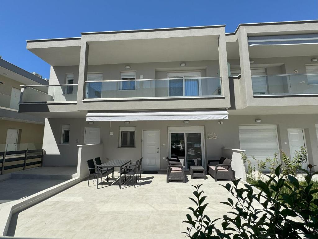 Nikiti Sunrise Apartments 2