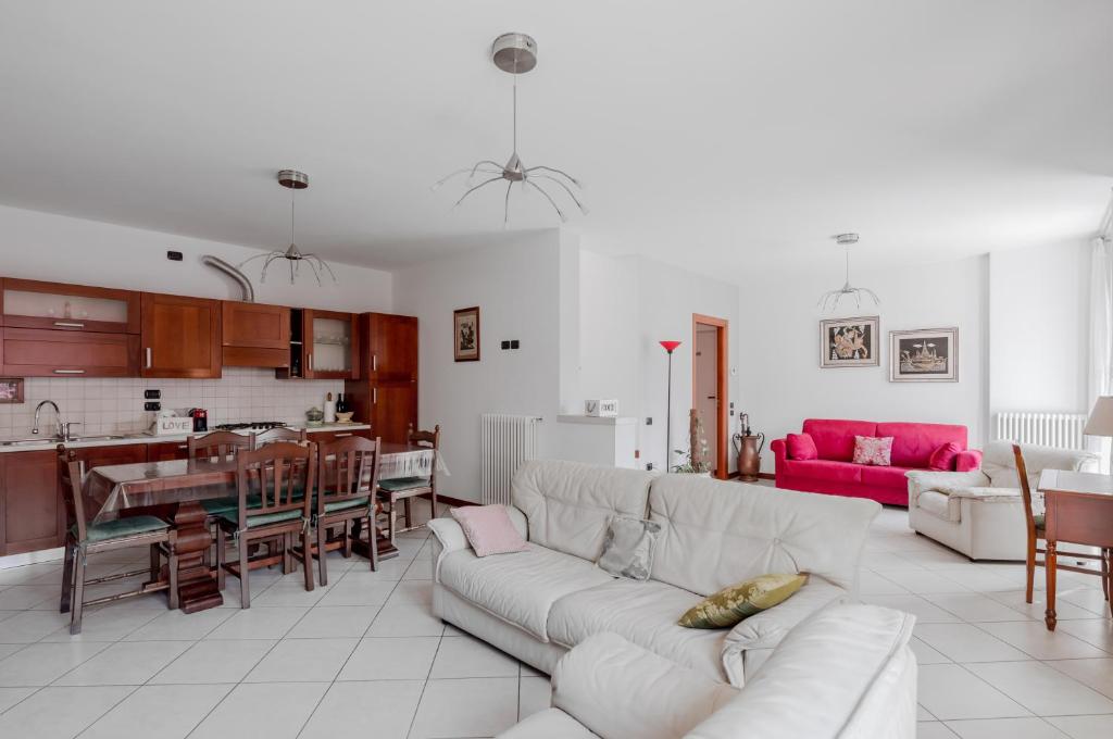 GuestHost - Sweety Kalimera House with Private Parking&Garden! 8