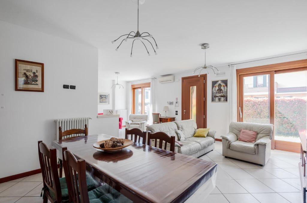 GuestHost - Sweety Kalimera House with Private Parking&Garden! 4