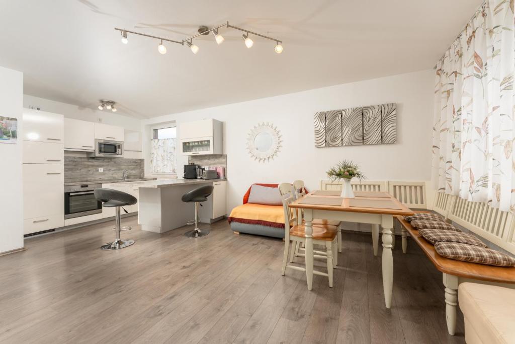 Easyapartments Leo 1