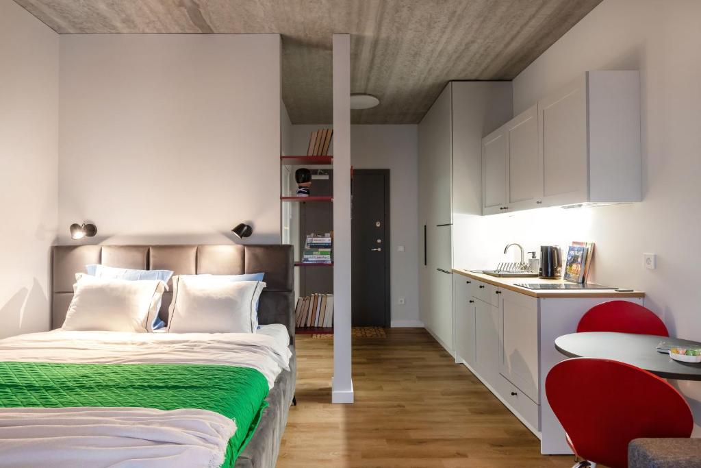 #stayhere - Brand New Colourful Studio close to Shopping Malls 6