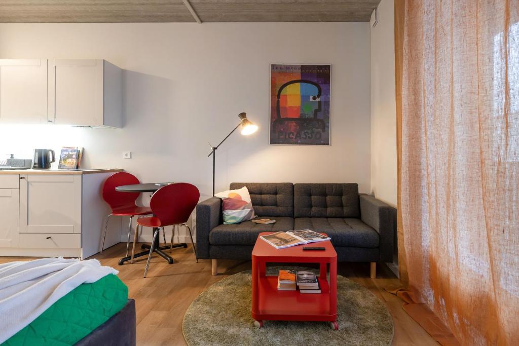 #stayhere - Brand New Colourful Studio close to Shopping Malls 4