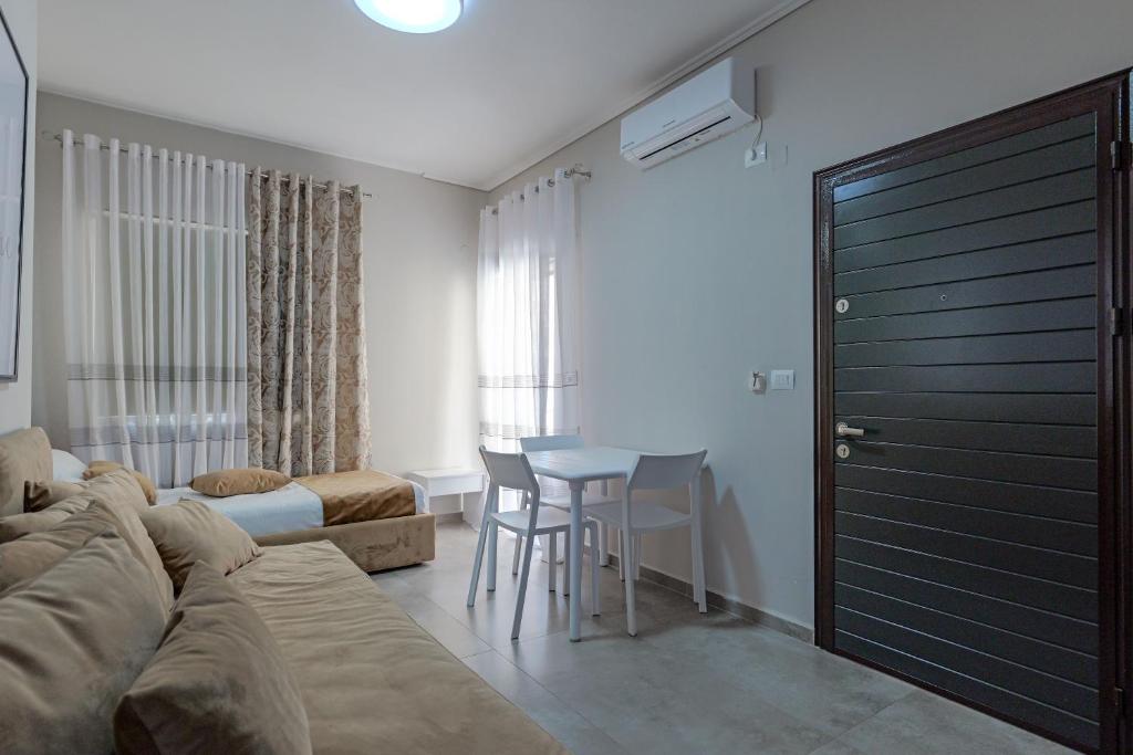 Costa Verde Suites Saranda 7