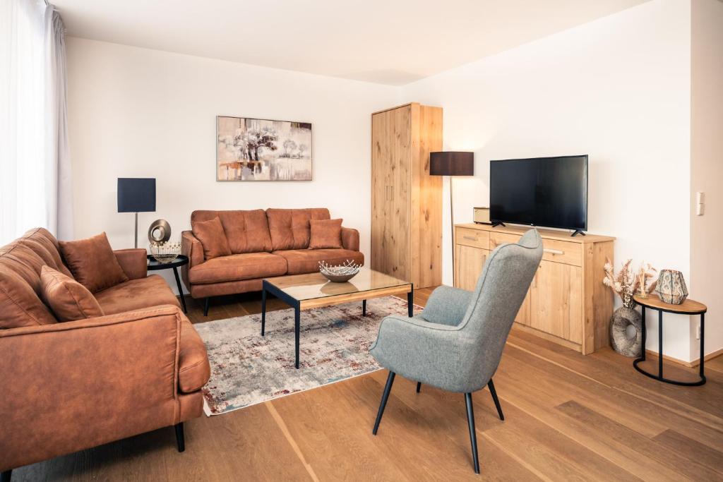 Bellevue Residences - Luxurious Lakeside Apartments 5