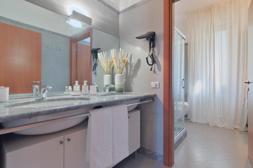 Atelier River Charm near Adige, Center & Game Room 7