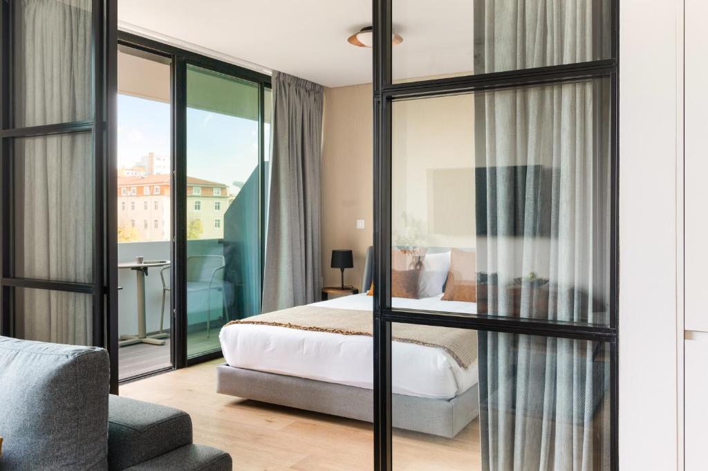 Mirabilis Apartments - LX Living 6