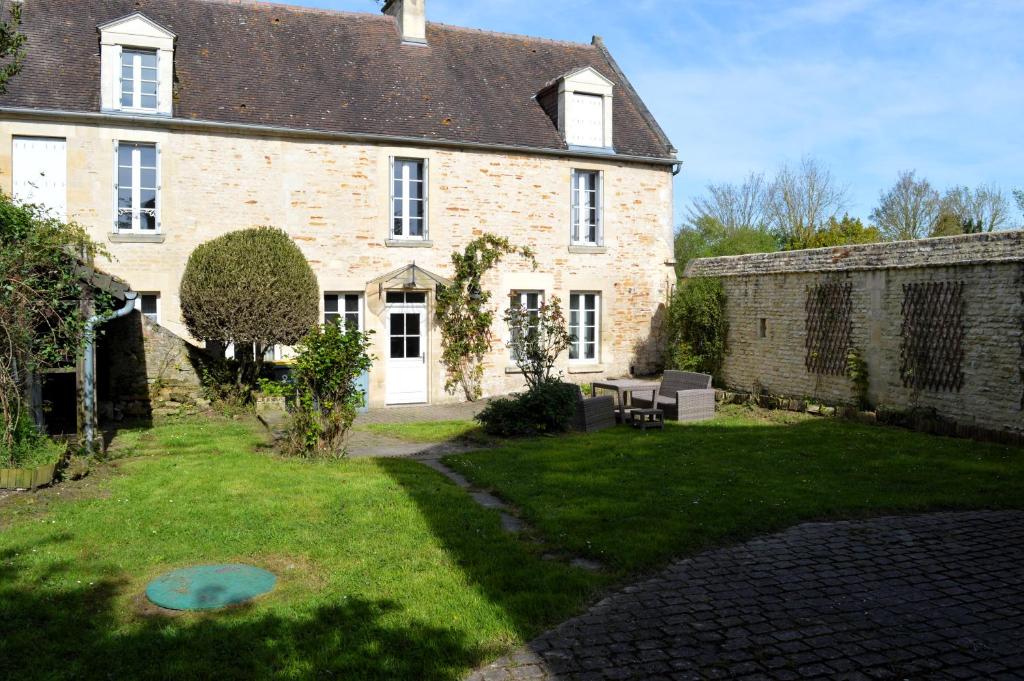 L'auberge du lavoir, maison en pierres avec jardin 6