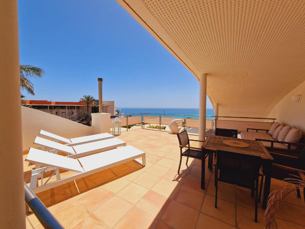 Villa Flora, mit eigenem Pool und Meerblick 7