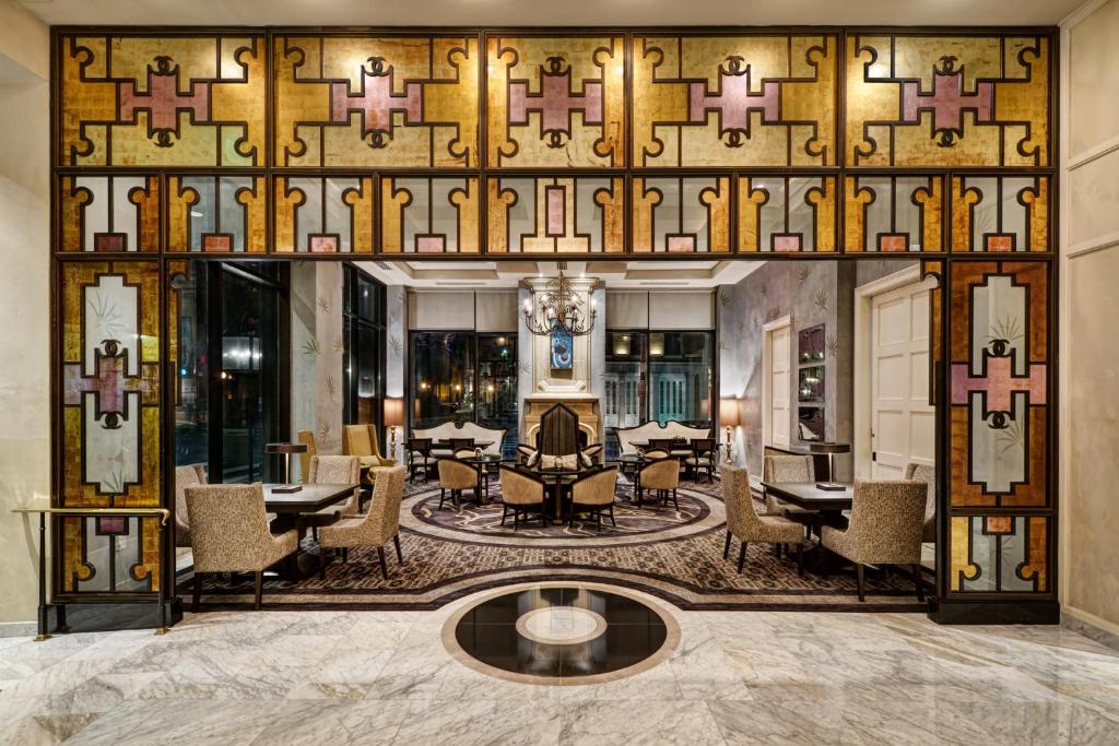 Loews New Orleans Hotel Image