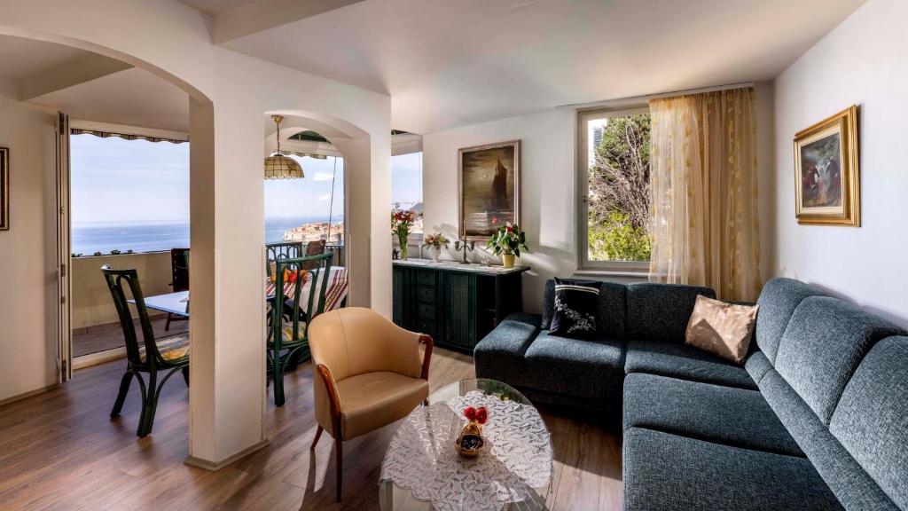 Apartment Golden Creek Magic View 4