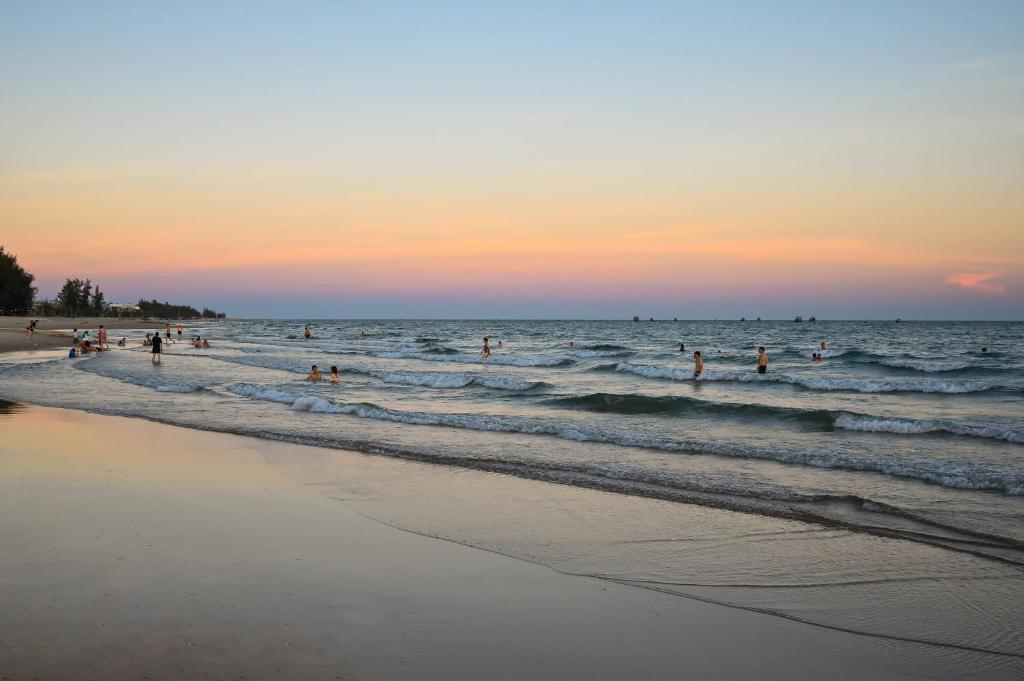 Emerald Ho Tram Resort