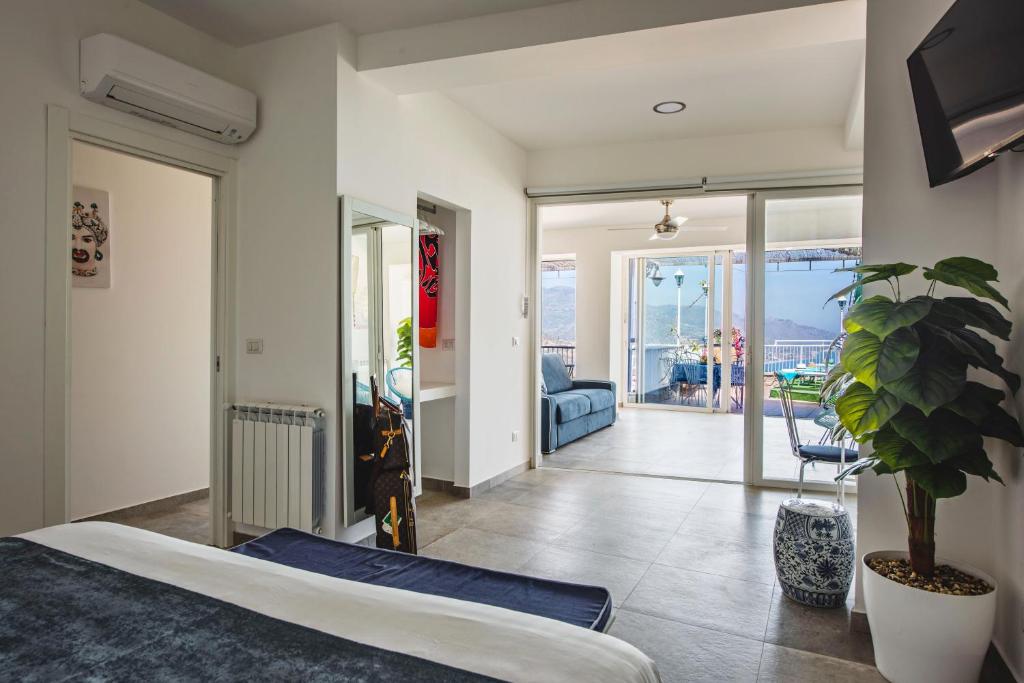 Dream View Suites Taormina 2