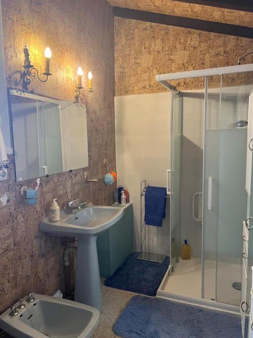 Maison familiale idéalement située avec tout le confort 8