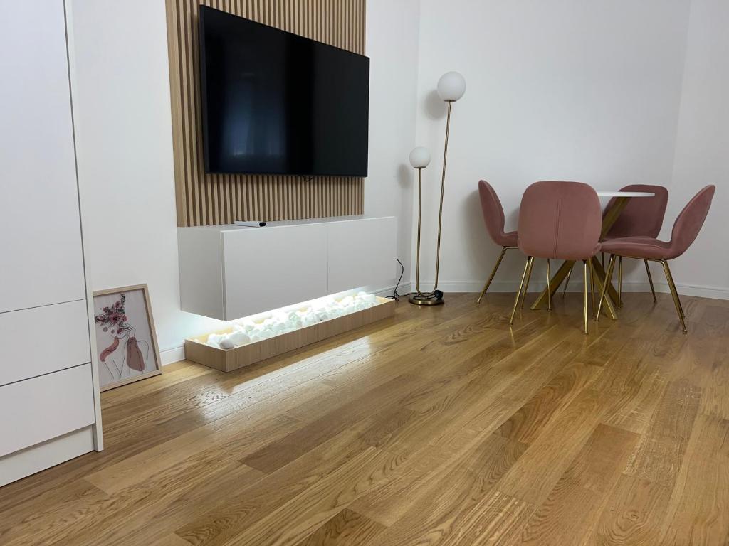 Studio apartman Vivo Central 8