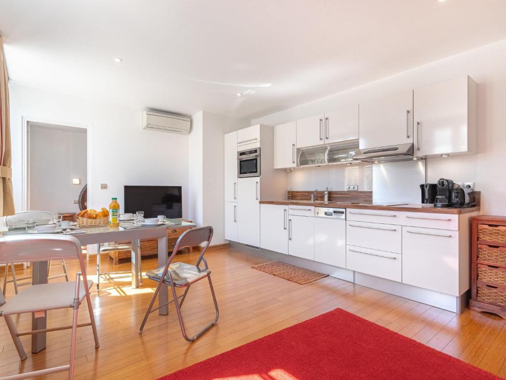 Apartment Boulevard Louis Blanc-2 by Interhome 7