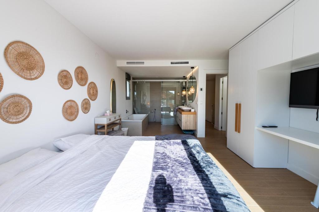 Tranquil Oasis Luxury Villa 6